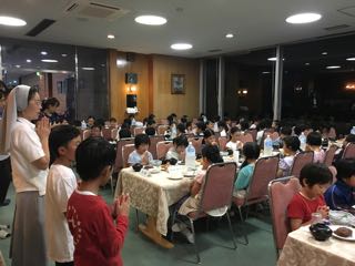 富士林間学校 第一日目夕食