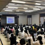 雪の学校　夕食・尾瀬名人のお話