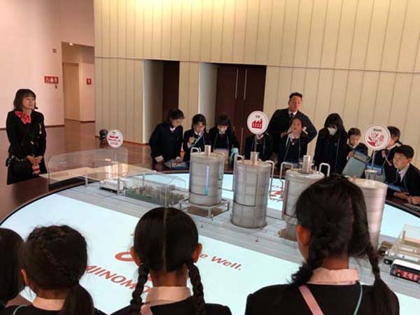 秋の遠足・社会科見学を行いました